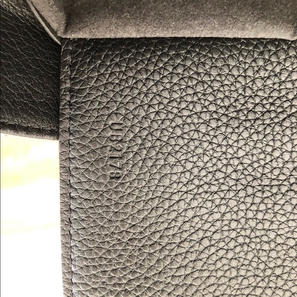 Louis Vuitton 
Voyage Tote
Black Taurillon Leather - Picture 10 of 12